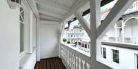 überdachter Balkon