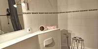 Bad mit Badewanne