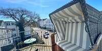 Südbalkon mit Strandkorb