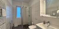 Duschbad mit Fenster