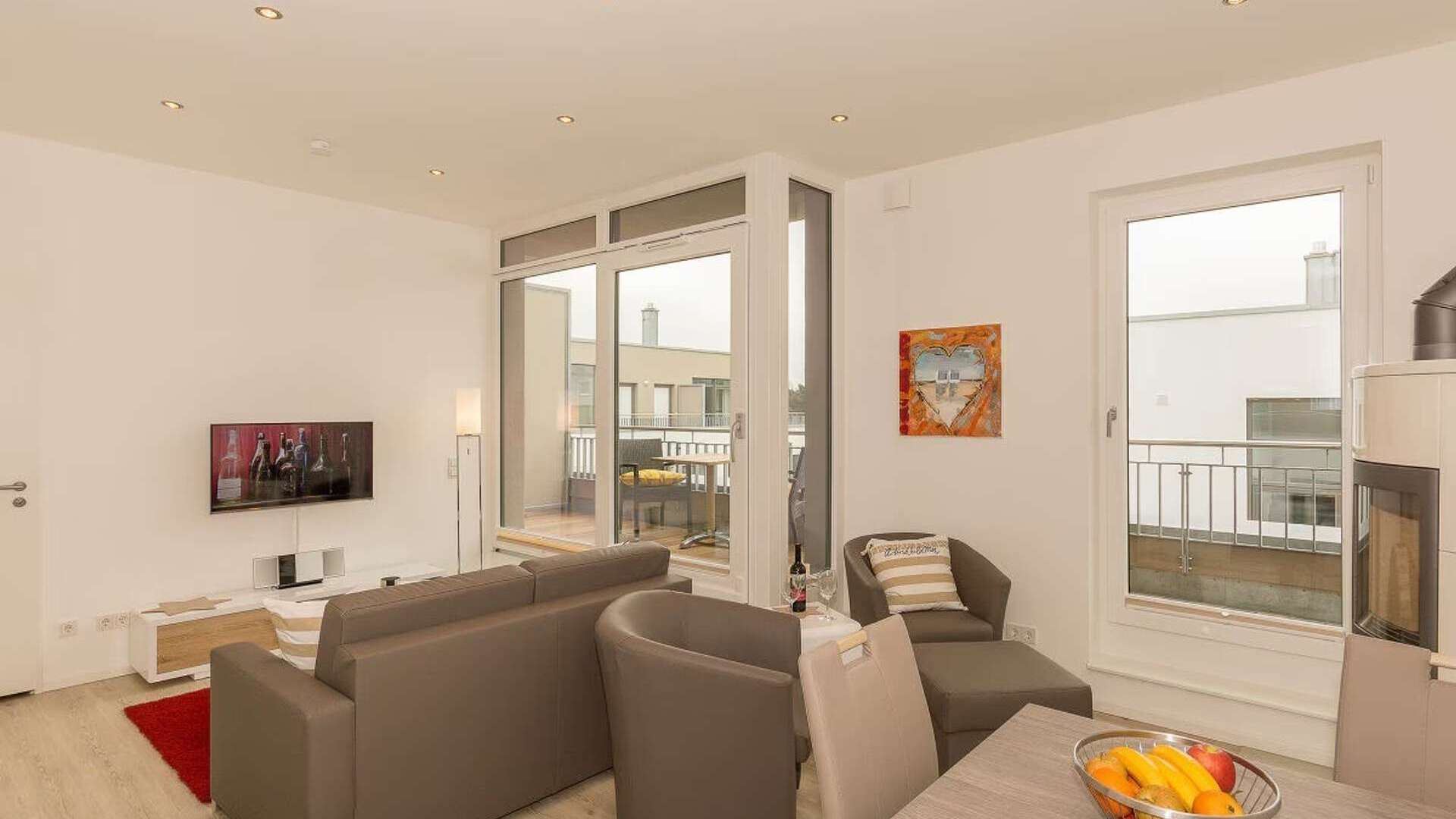 Wohnzimmer mit Zugang Balkon